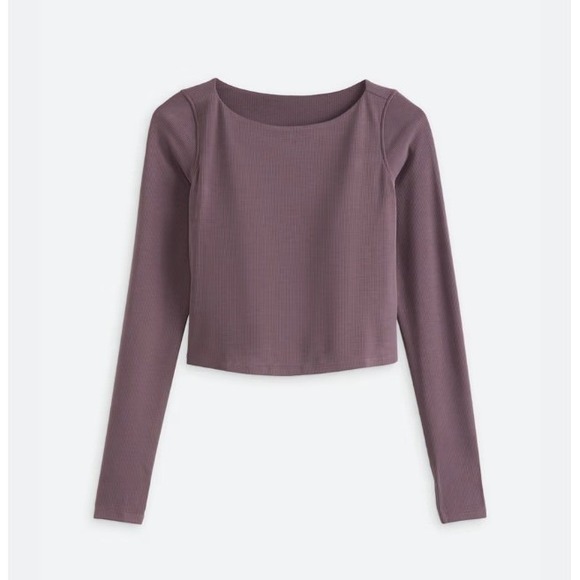 Thrive Societe Tops - NWT- Thrive Société Boat Neck Long Sleeve Top- Velvet Haze color- Large